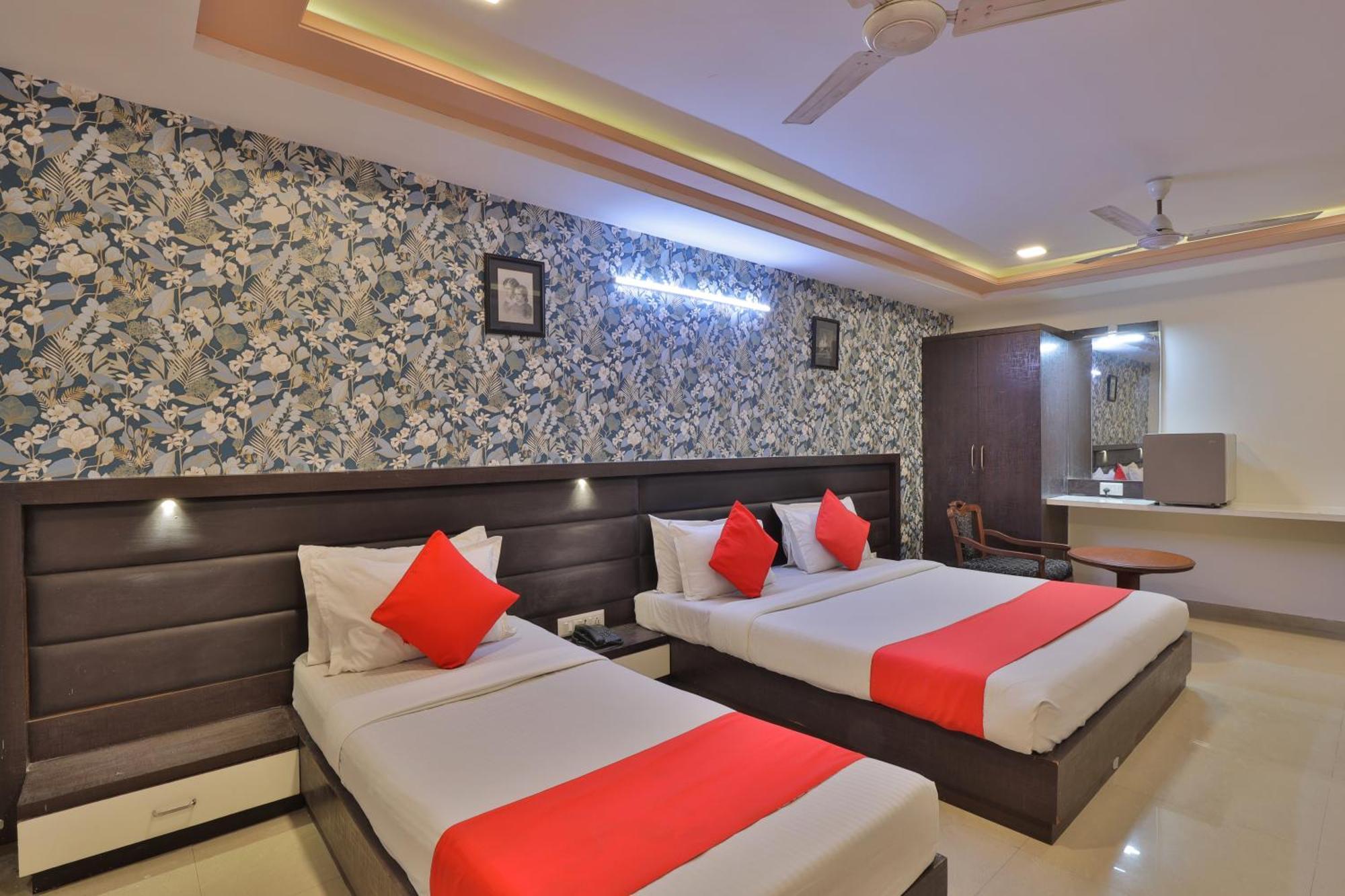 Hotel Nilkanth,Ahmedabad Exterior foto
